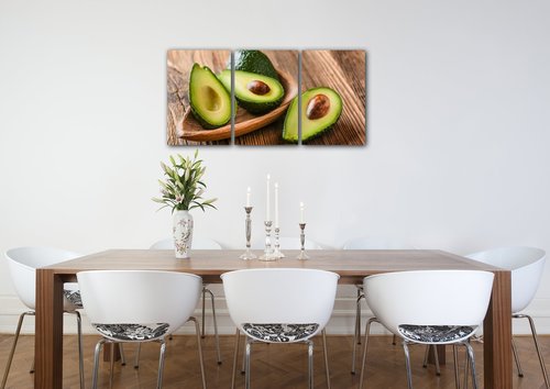 Bild Avocados on wood - 120 x 60 cm (3-teiliges)
